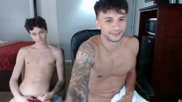 Papijakey  01-08-2021 video kissing